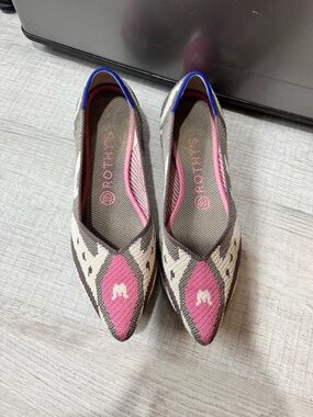 Rothy’s Women’s Pink and Gray Pointed Flats
